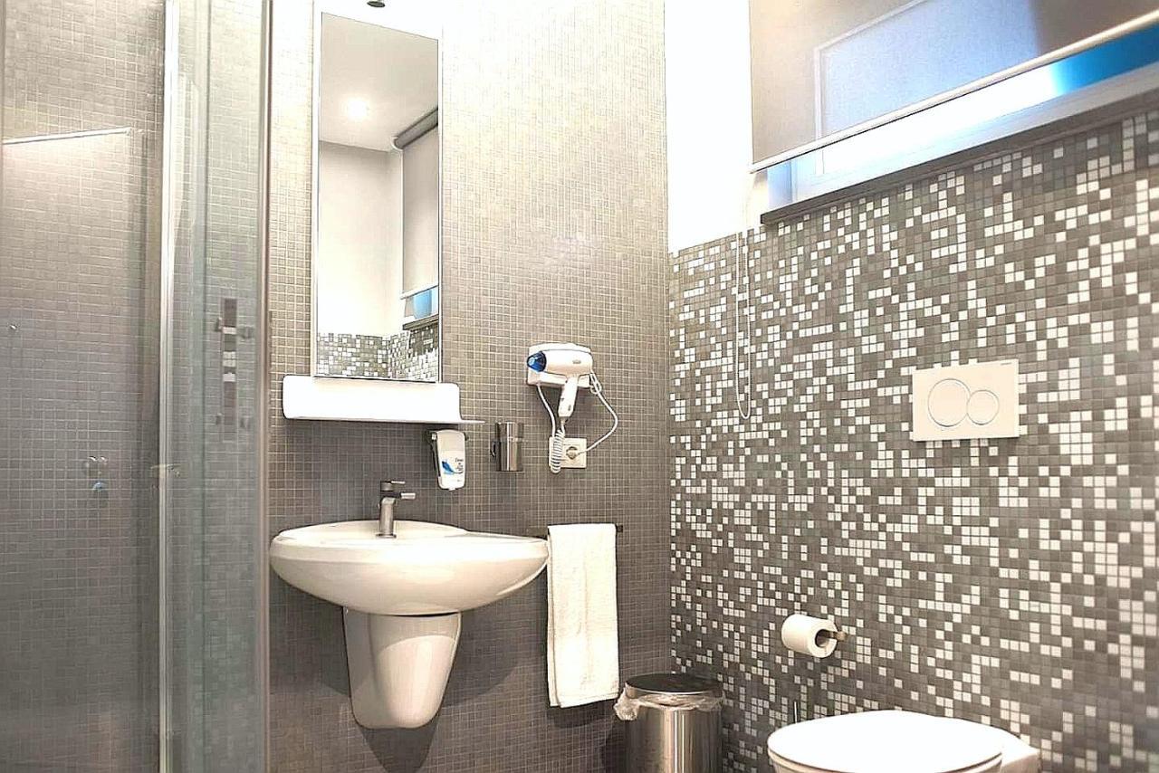 Diana Rooms Artena Exterior foto